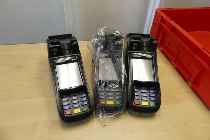 3x Verifone EC-/Kartenterminal Umfang: nur der Inhalt, ohne Kiste